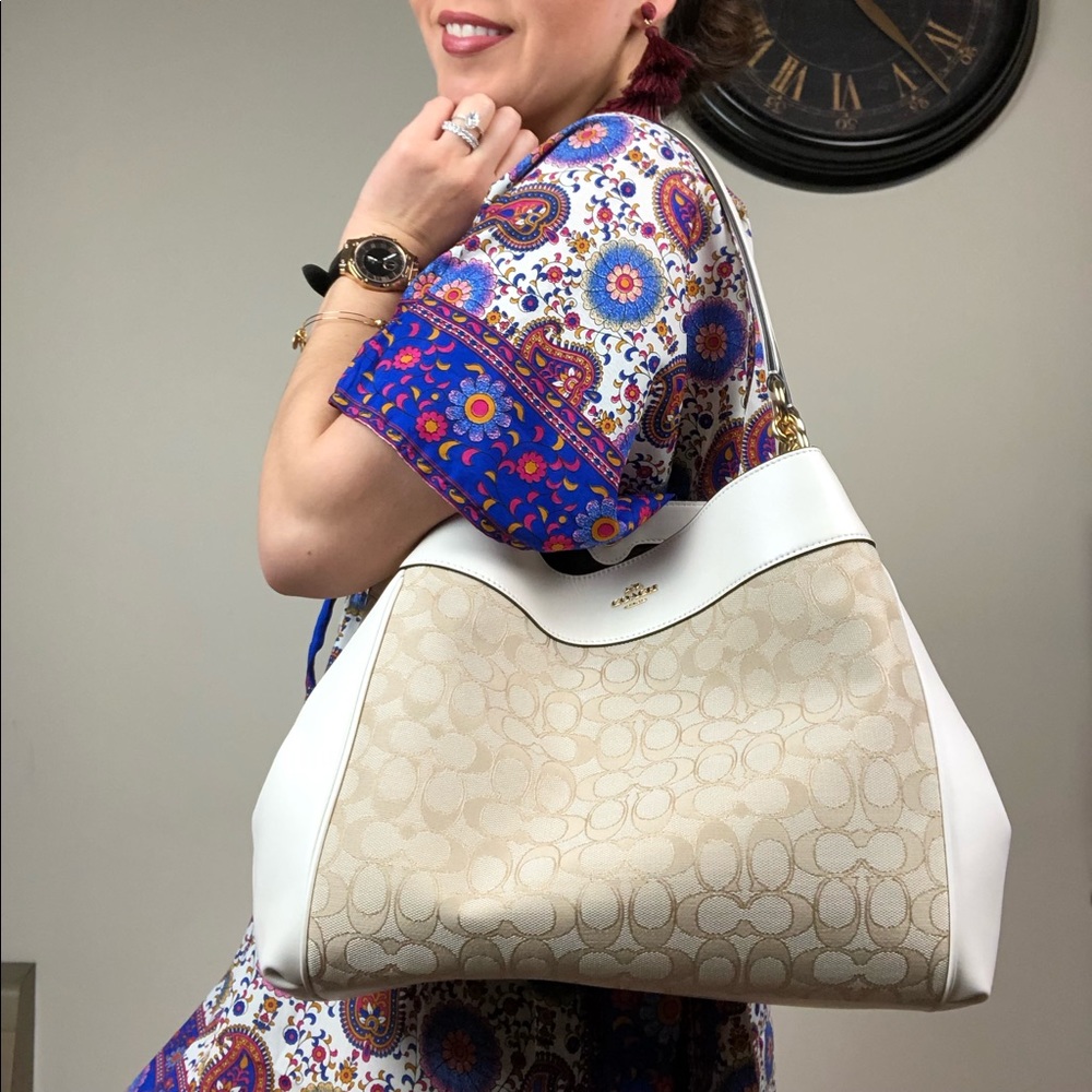 NEW AUTHENTIC Coach LARGE white shoulder hobo lexy